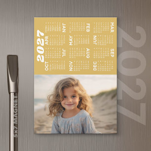Calendário 2027: Ímã Minimalista Moderno com Foto