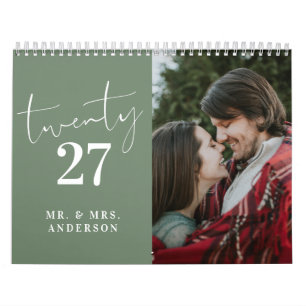 Calendário Caligrafia de Roteiro Foto de Recém-Casados Verde 