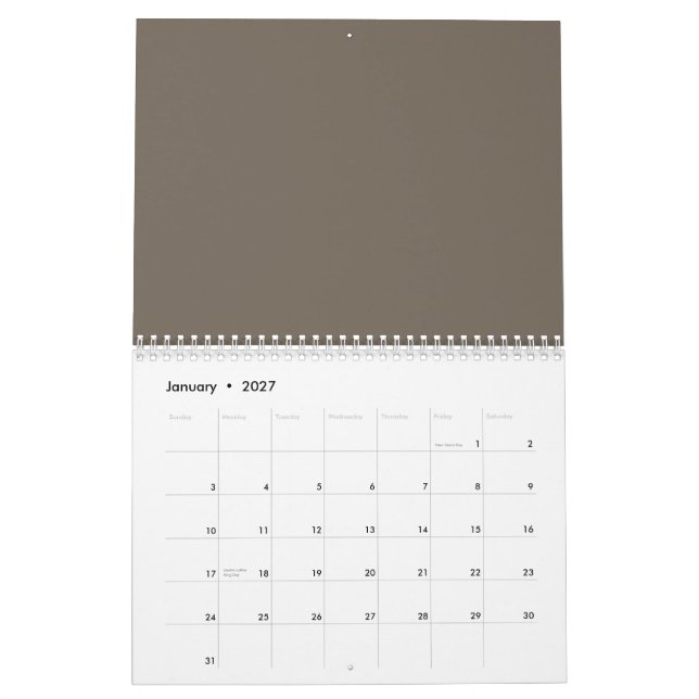 Calendário Crie um espaço Na moda com uma Parede Marrom e (Jan 2027)