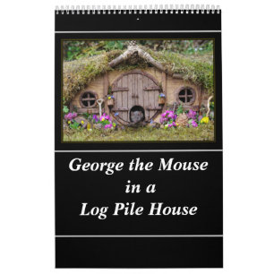Calendário George the mouse in a log pile House calendar