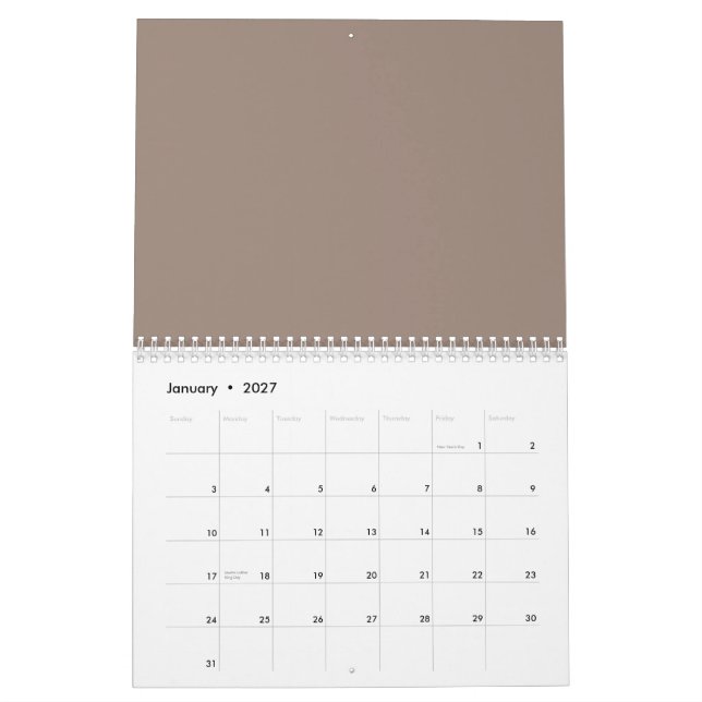 Calendário uma parede marrom com um relógio (Jan 2027)