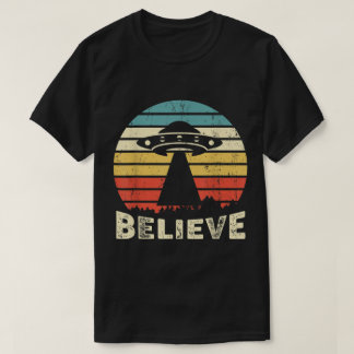 Camarão OVNI Alien Retro Vintage Camiseta