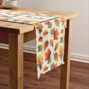 Caminho De Mesa Grande Ação de Graças De Fall/Autumn Deixa A Família Mono