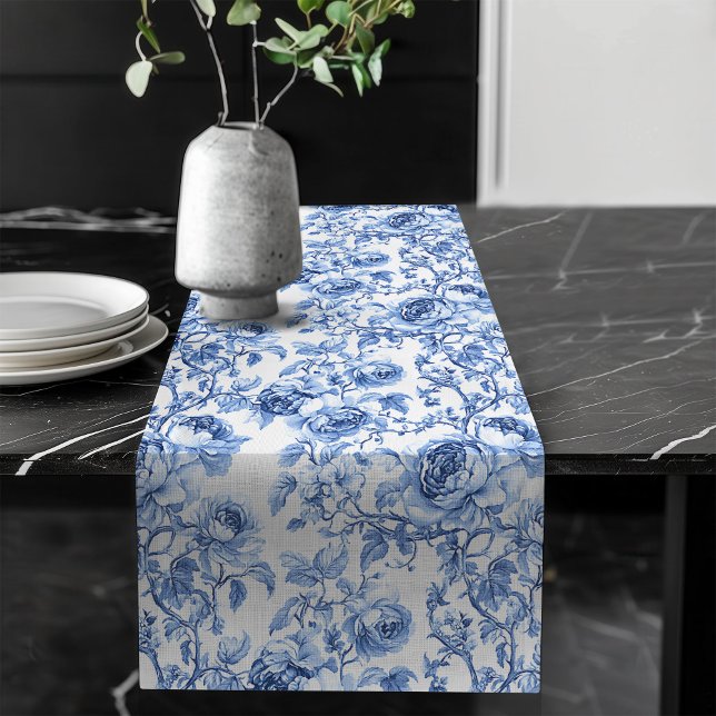 Caminho De Mesa Grande Chic Blue Roses Toile Floral Pattern Style Table  (Chic Blue Roses Toile Floral Pattern Style Table Runner)