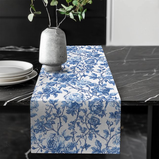 Caminho De Mesa Grande Elegant Blue French Toile Roses Floral Table Runne (French toile de jouy roses,
Luxurious navy roses table runner,
dusty Blue flowers botanical garden,
)