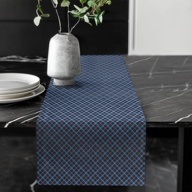 Caminho De Mesa Grande Executador de Mesa de Verificação de Marinho Elega (Navy Check Table Runner for Gatherings)