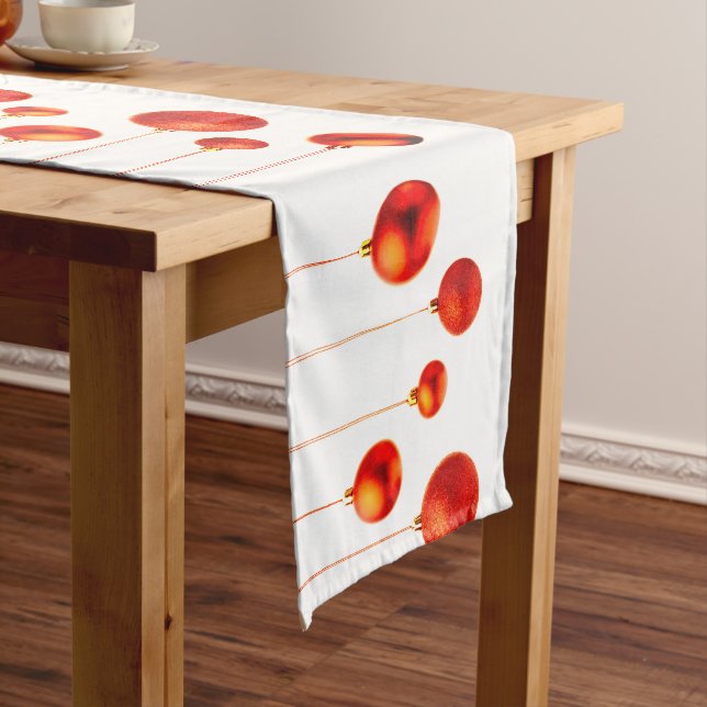 Caminho De Mesa Grande Foto de decoração de Red Christmas Balls (No Local)