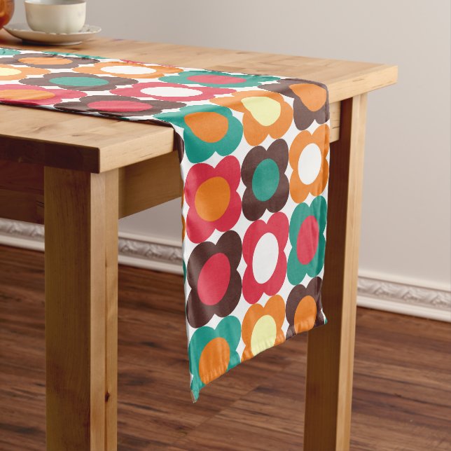 Caminho De Mesa Grande Groovy 70s Retro Flower Pattern | Bold Boho Floral (No Local)
