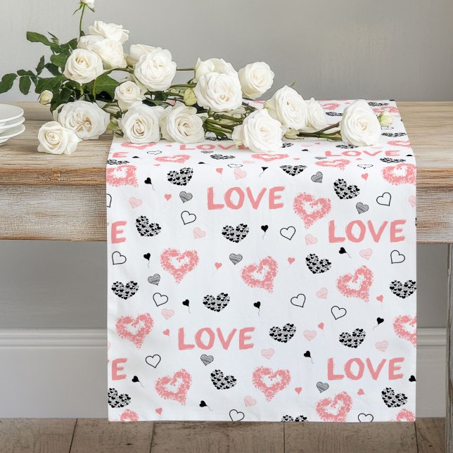 Caminho De Mesa Grande Modern Love Text Sketch Heart Wedding Table Runner (Modern Love Text Sketch Heart Wedding Table Runner)