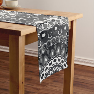 Caminho De Mesa Grande Padrão de Mandala Monocromático Preto e Branco