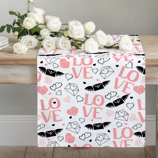 Caminho De Mesa Grande Wedding Gift Table Runner Pink Black Love Text (Wedding Gift Table Runner Pink Black Love Text)