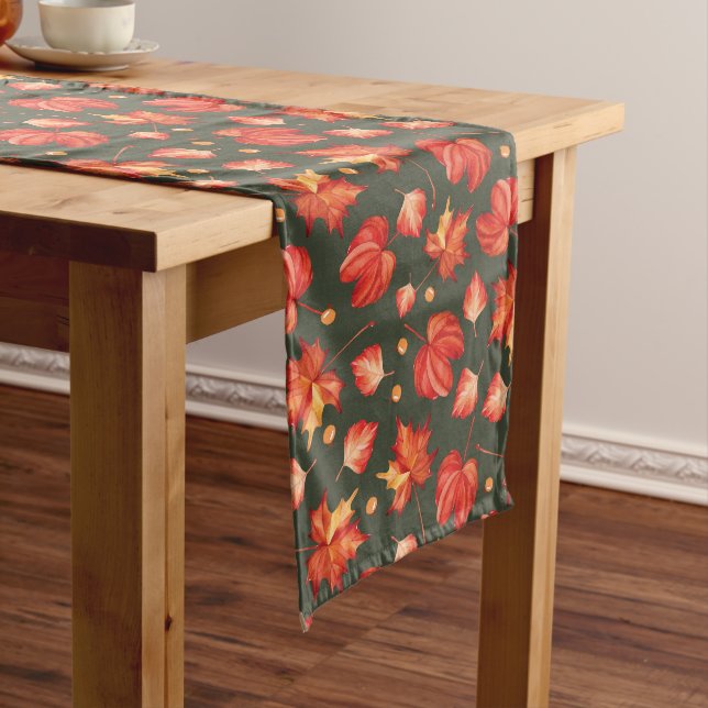 Caminho De Mesa Médio Belas Folhas de Cores de Outono (No Local)