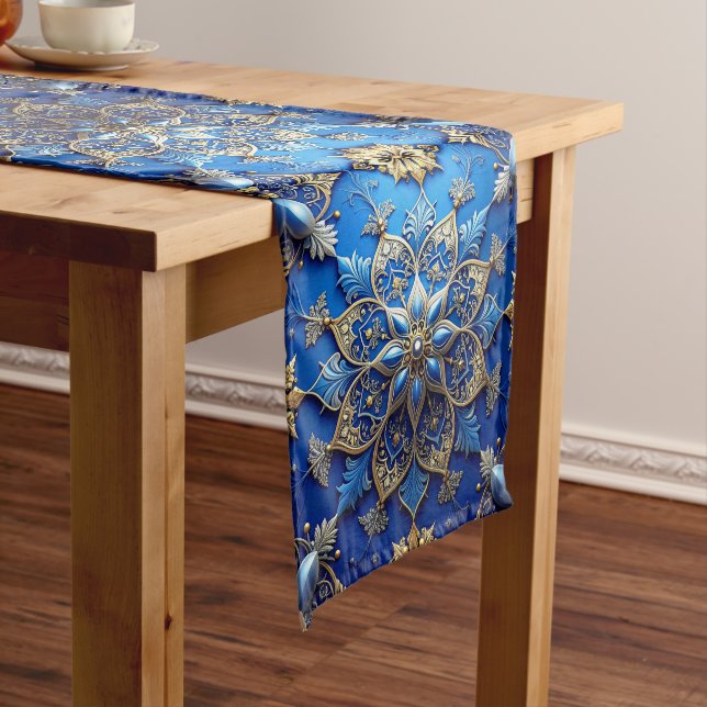 Caminho De Mesa Médio Blue Decorative Holiday Table Runner (No Local)