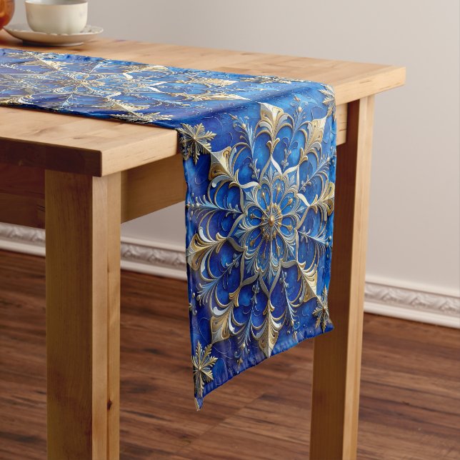Caminho De Mesa Médio Blue Decorative Holiday Table Runner (No Local)
