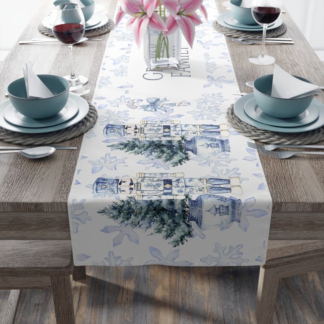 Caminho De Mesa Médio Chinoiserie Nutcracker de Natal Azul (Criador carregado)