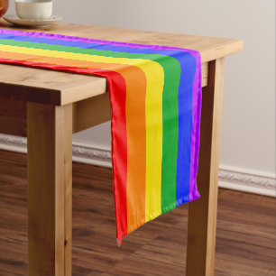Caminho De Mesa Médio Corredor da mesa da bandeira LGBT do arco-íris do