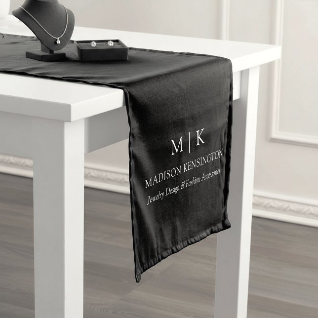 Caminho De Mesa Médio Monograma mínimo ou adicionar logotipo preto (Customize to change text size, style or background color.)