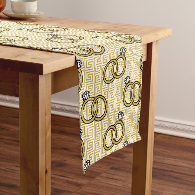 Caminho De Mesa Médio Noivado com Chave Grega - Dourado e Branco (No Local)