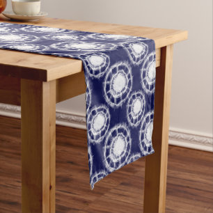 Caminho De Mesa Médio Padrão de Círculos Shibori Azul e Branco