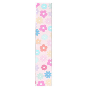 Caminho De Mesa Médio Padrões das flores de margarida rosa-boho