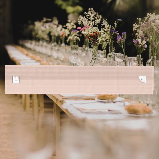 Caminho De Mesa Médio Pêssego de poeira Terracotta Borboleta Monograma (Criador carregado)