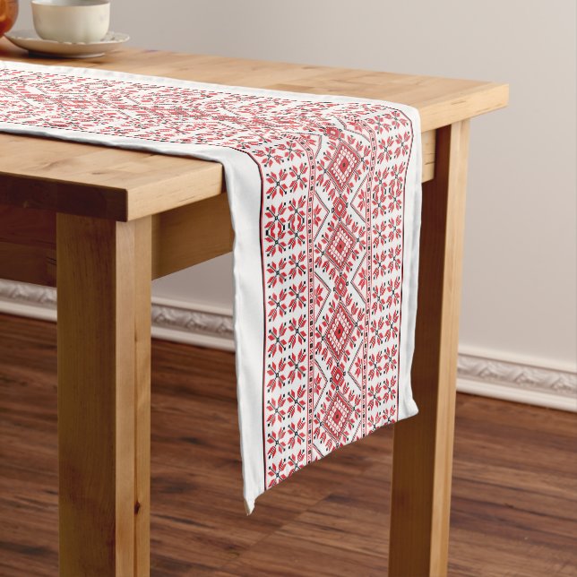 Caminho De Mesa Médio Red Black and White Classic Fair Isle Motif (No Local)