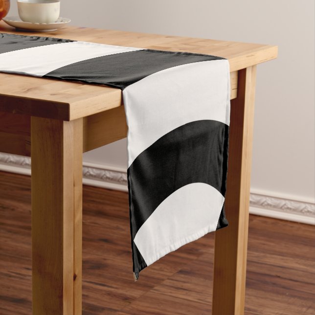 Caminho De Mesa Pequeno Abstrato de Imagem Retroativa Linhas Pretas Branco (No Local)