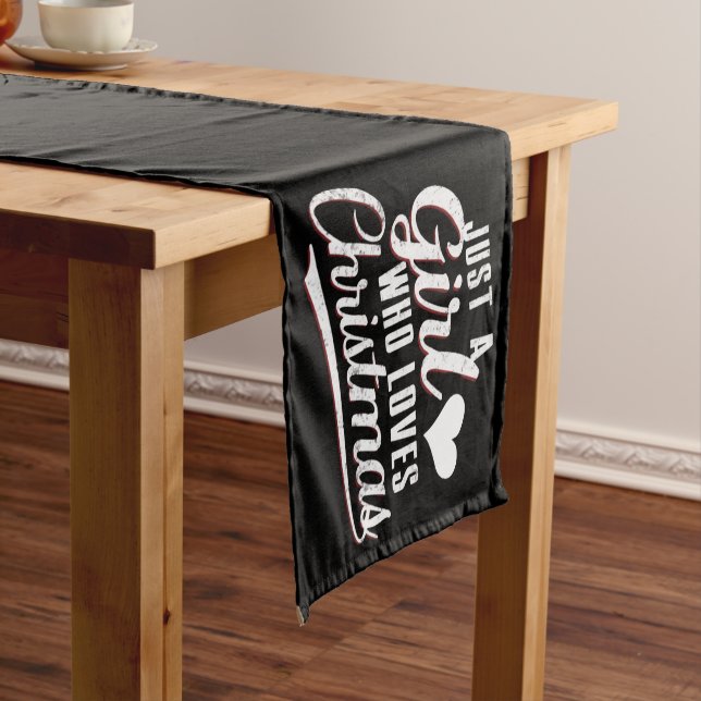 Caminho De Mesa Pequeno Apenas Uma Menina Que Ama O Natal (No Local)