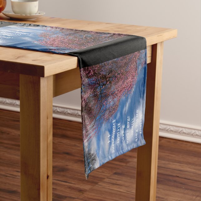 Caminho De Mesa Pequeno April Sky com Philippians 4:4 (No Local)