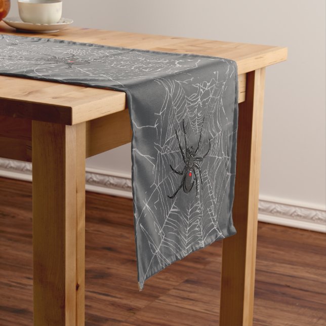 Caminho De Mesa Pequeno Aranha-Viúva Negra E Arte De Desenho-Da-Aranha (No Local)