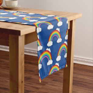 Caminho De Mesa Pequeno Arco-íris com Nuvens Brancas