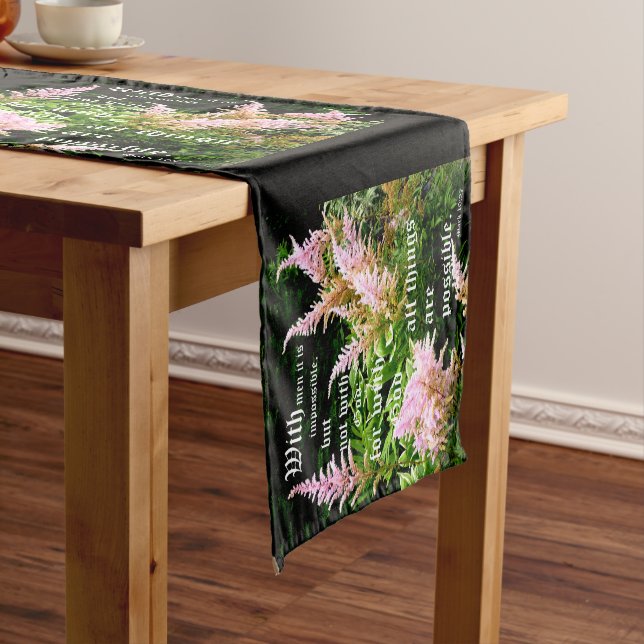 Caminho De Mesa Pequeno Astilbe com Mark 10:27 (No Local)