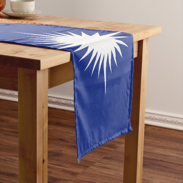 Caminho De Mesa Pequeno bandeira das Ilhas Marshall (No Local)