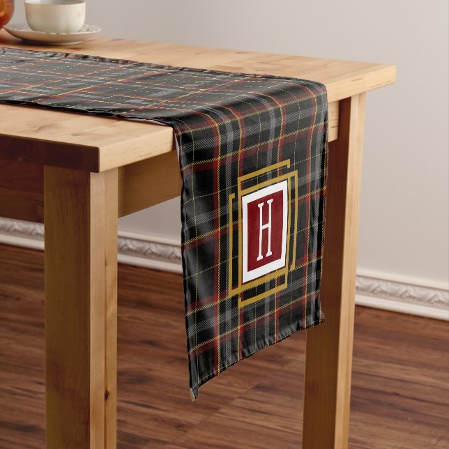 Caminho De Mesa Pequeno Black Red and yellow Tartan Monogram  (No Local)