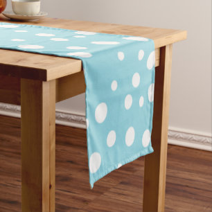 Caminho De Mesa Pequeno Bolinhas brancas sobre o azul-bebê
