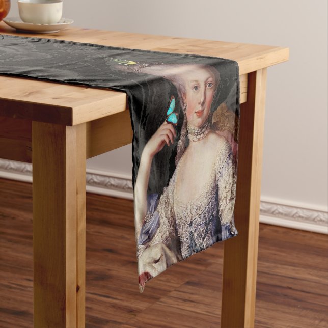 Caminho De Mesa Pequeno Borboleta azul jovem Marie Antoinette em preto (No Local)