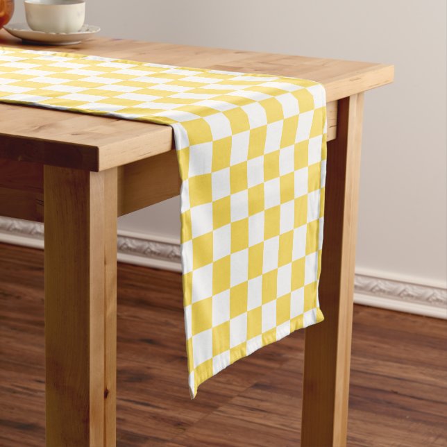 Caminho De Mesa Pequeno Classic visual yellow checkerboard  (No Local)