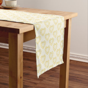 Caminho De Mesa Pequeno Corações em gema de diamante ouro em amarelo pálid