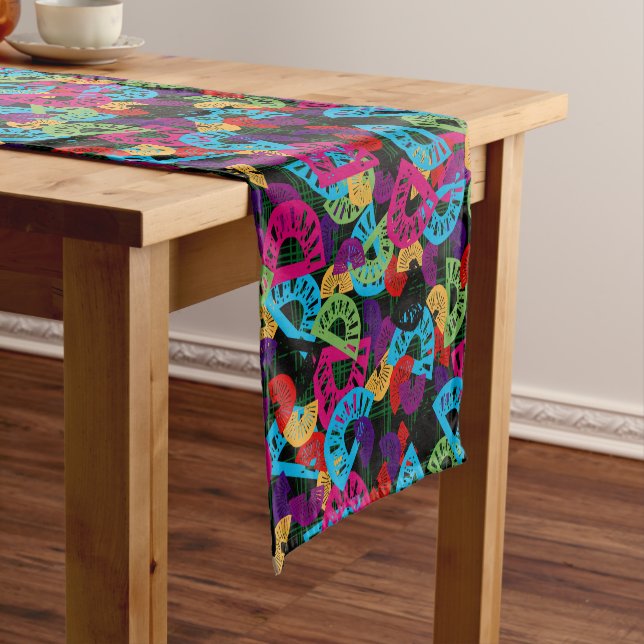 Caminho De Mesa Pequeno Exotic Kiwi Cocktail on Grass (Spain&New Zealand) (No Local)