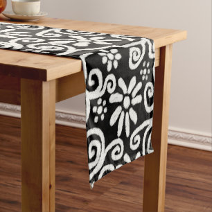 Caminho De Mesa Pequeno Flor branco preto e espirros Flores Flores