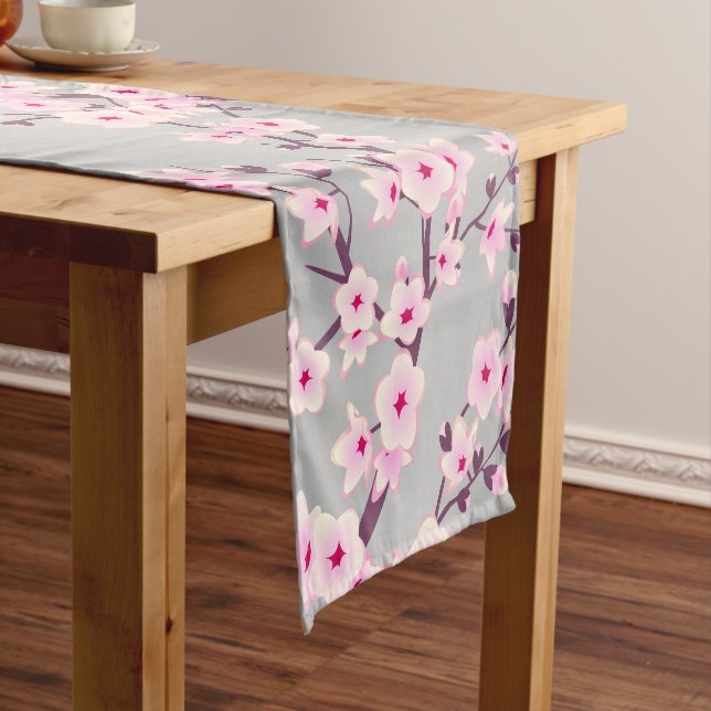 Caminho De Mesa Pequeno Floral Cherry Blossom Pink Gray (No Local)