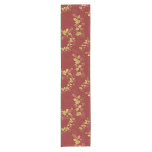 Caminho De Mesa Pequeno Folhas Douradas de Gingko Balboa no fundo vermelho