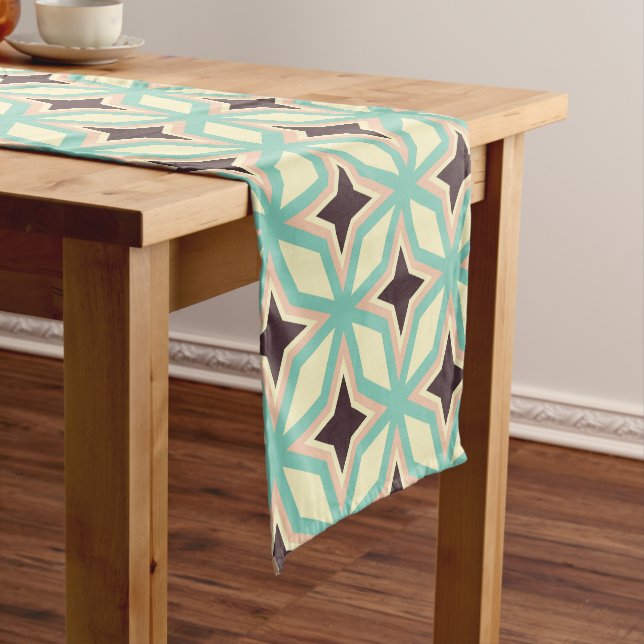 Caminho De Mesa Pequeno Geometric pattern with alternating dark star shape (No Local)