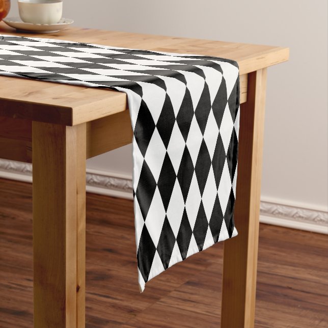 Caminho De Mesa Pequeno Harlequin Preto e Branco Simples (No Local)