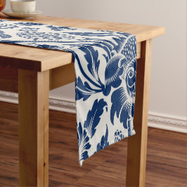 Caminho De Mesa Pequeno Intricate blue floral pattern on light background