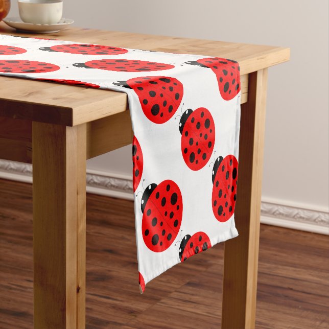 Caminho De Mesa Pequeno Ladybug Pattern (No Local)