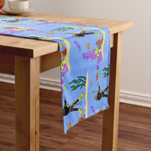Caminho De Mesa Pequeno Mergulhador engraçado e desenho animado de criatu