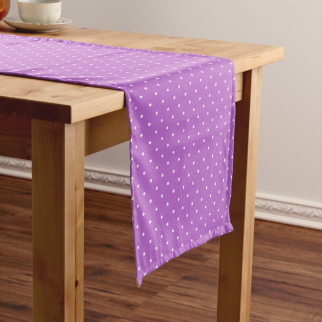 Caminho De Mesa Pequeno Micro Bolinha Branco - Orquídea Roxo (No Local)