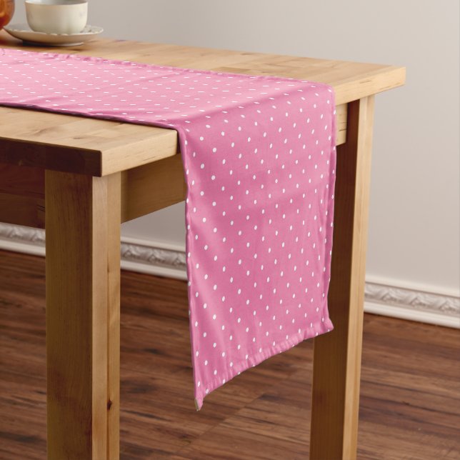 Caminho De Mesa Pequeno Micro Bolinhas Branco - Rosa Fuchsia (No Local)