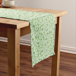 Caminho De Mesa Pequeno Mint Green Leafy Design